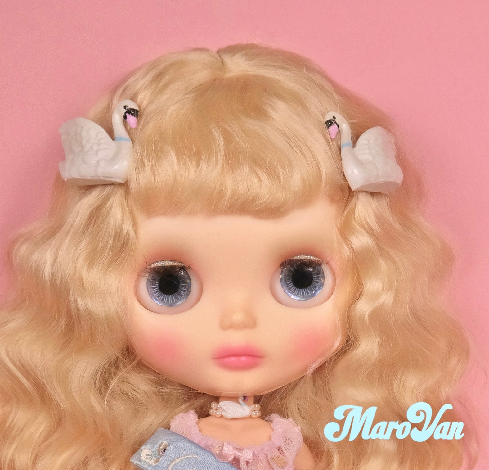 July 19, 12:00 JST OPEN 🦢Creamy Sunshine🦢Swan Hairpin Pre-Order Scheduled to ship by the end of November 2026.